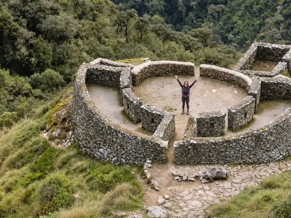 Runkurakay Perú.webp