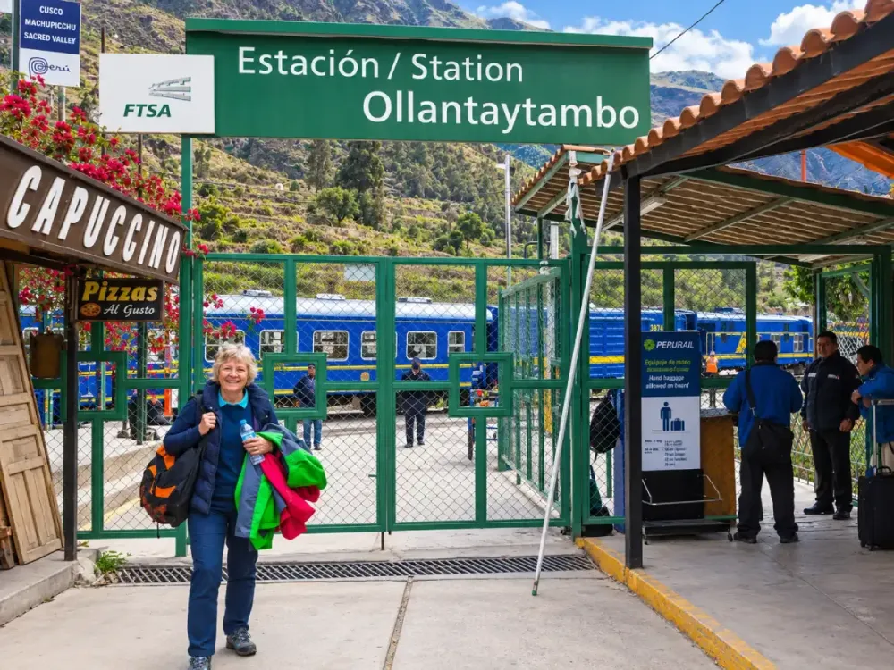 estacion ollantaytambo.webp