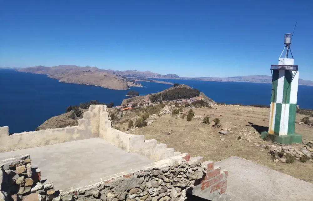 isla del sol.webp
