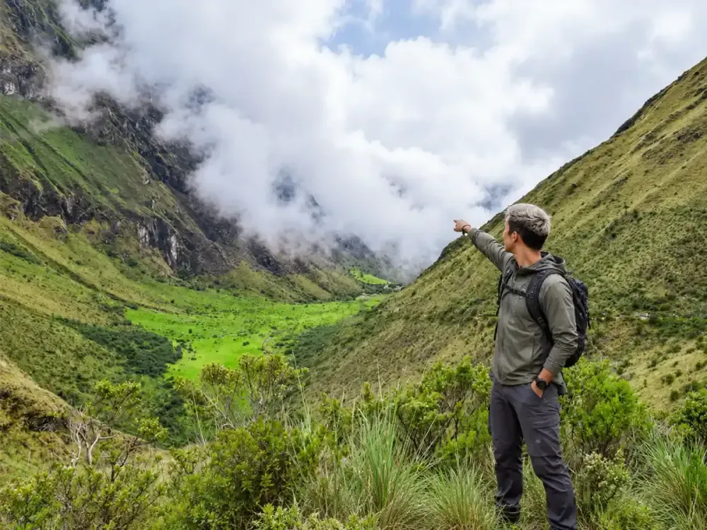 neblina camino inca.webp