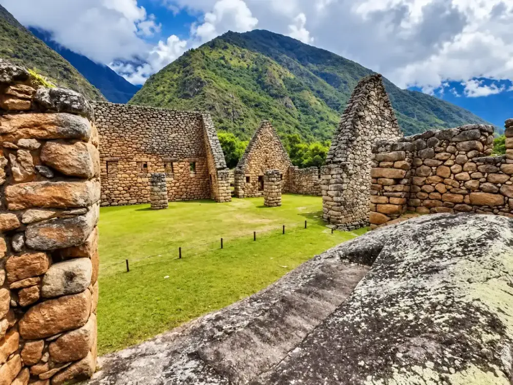 ruinas Chachabamba.webp