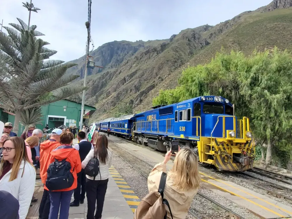 tren Cusco Machu Picchu.webp
