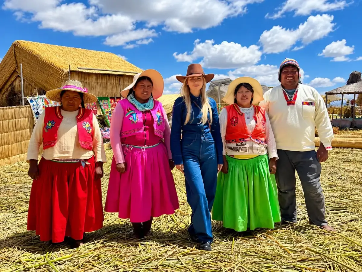 Tour Uros e Taquile Full Day saindo de Puno